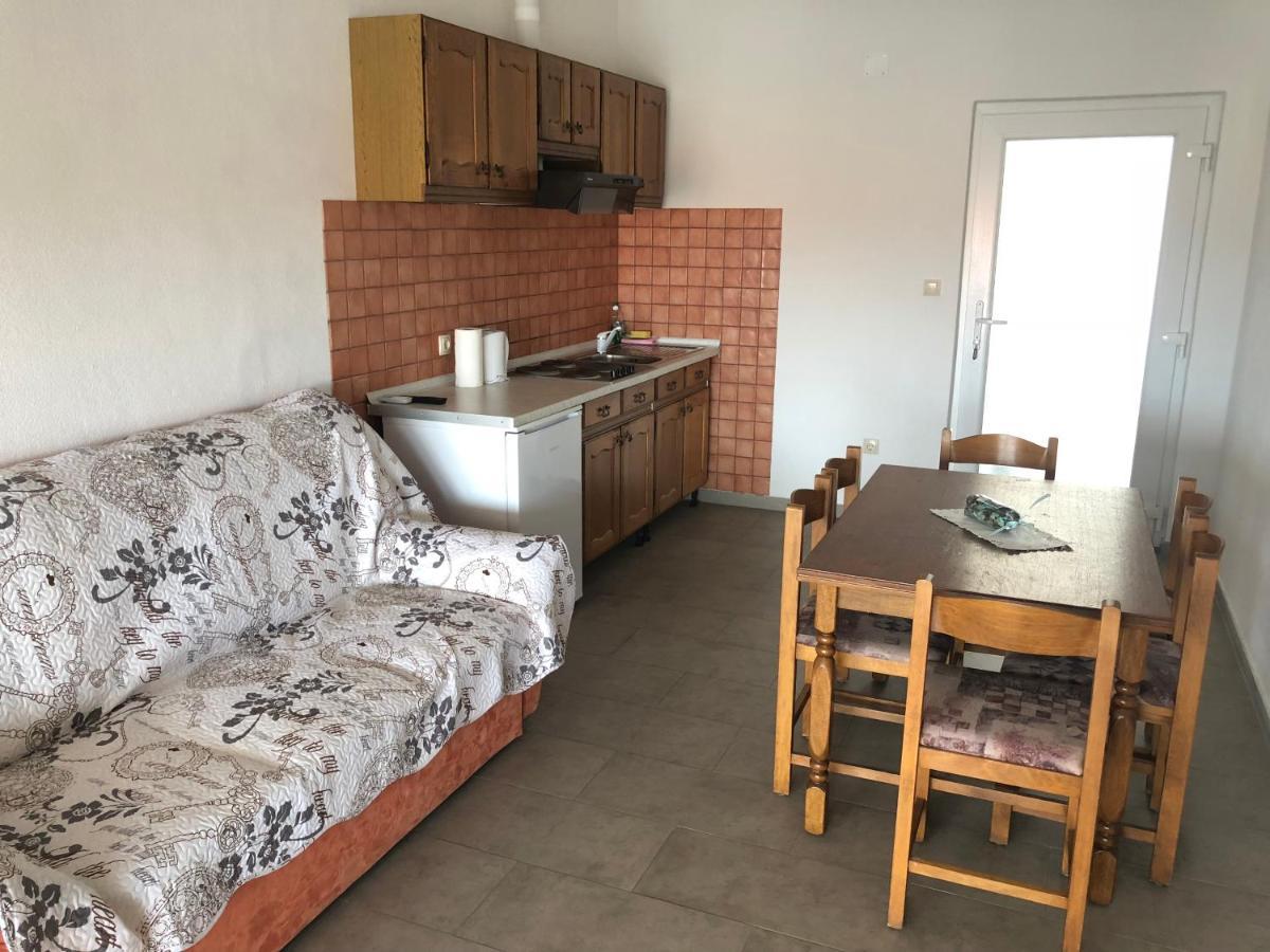 Apartmani Brko Biograd Biograd Na Moru Kültér fotó