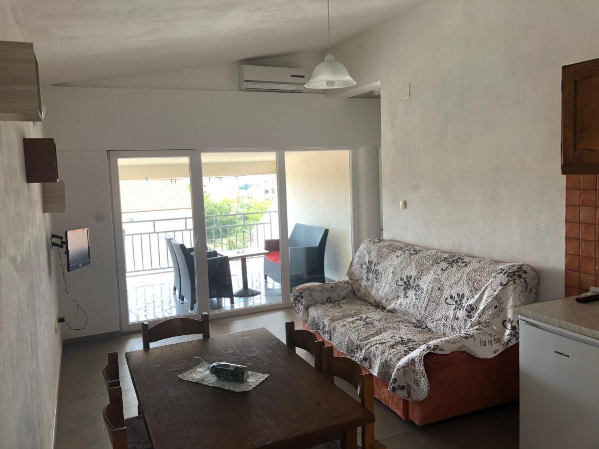 Apartmani Brko Biograd Biograd Na Moru Kültér fotó